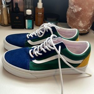 Vans shoes brand new